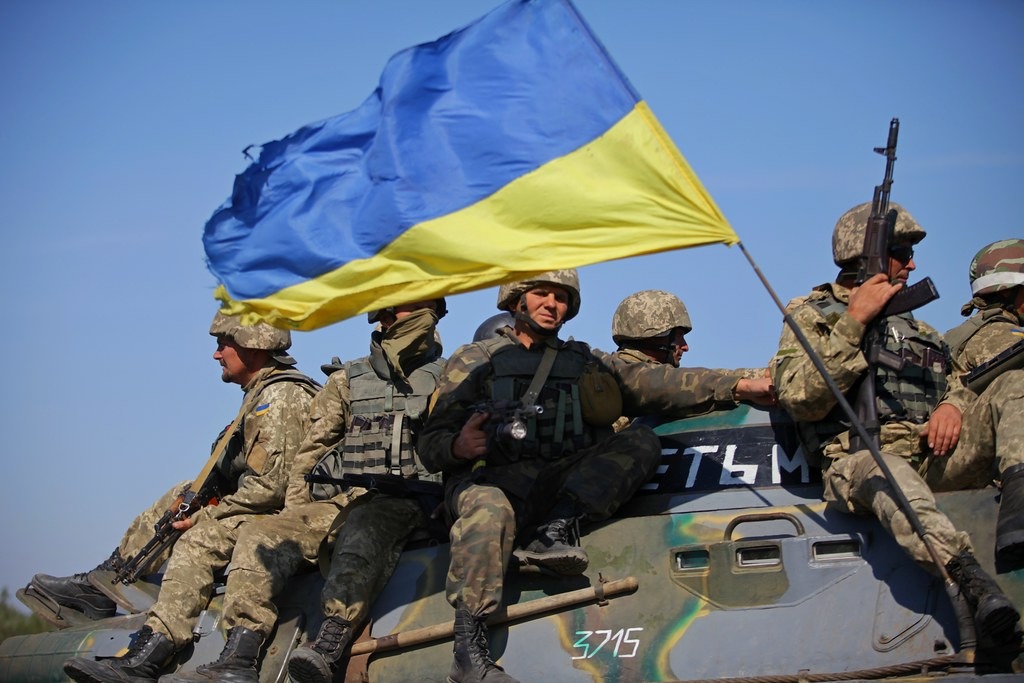 Soldiers Ukraine Flag Tank